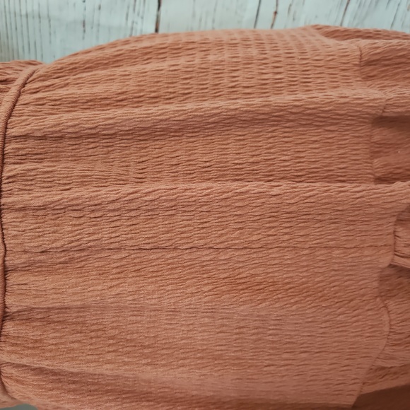 Gilli Dress - Picture 9 of 17